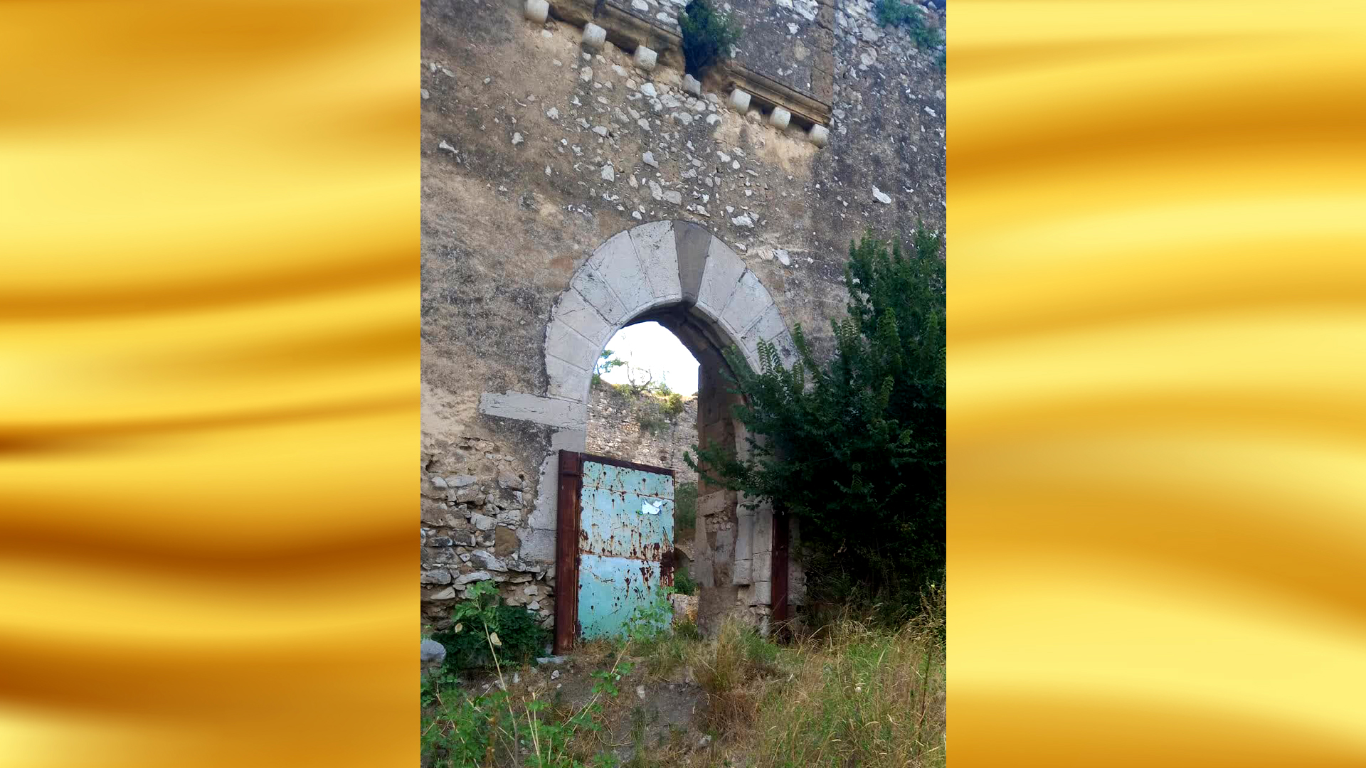 Gallery Matinale Castle (Caserta)
